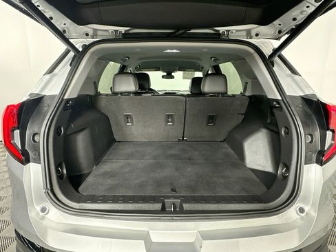 Used 2021 GMC Terrain SLT w/ Elevation Edition AWD/4WD image 26
