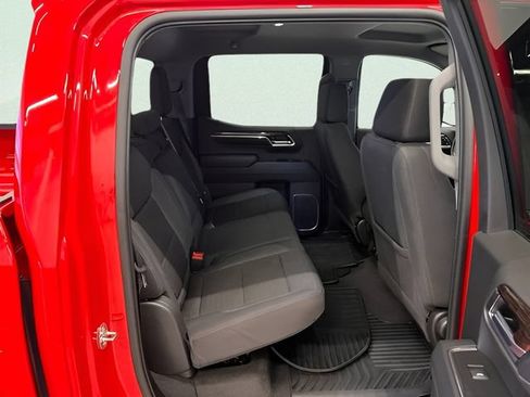 Certified 2023 GMC Sierra 1500 Elevation w/ X31 Off-Road Package AWD/4WD image 9