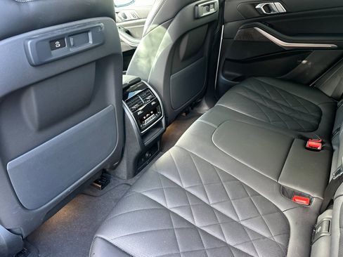 Used 2023 BMW X5 xDrive40i w/ Premium Package image 15