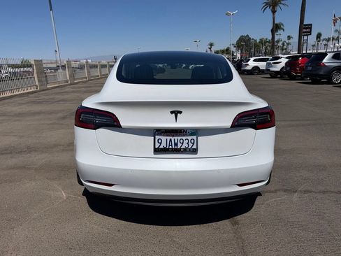 Used 2019 Tesla Model 3 Long Range RWD image 5