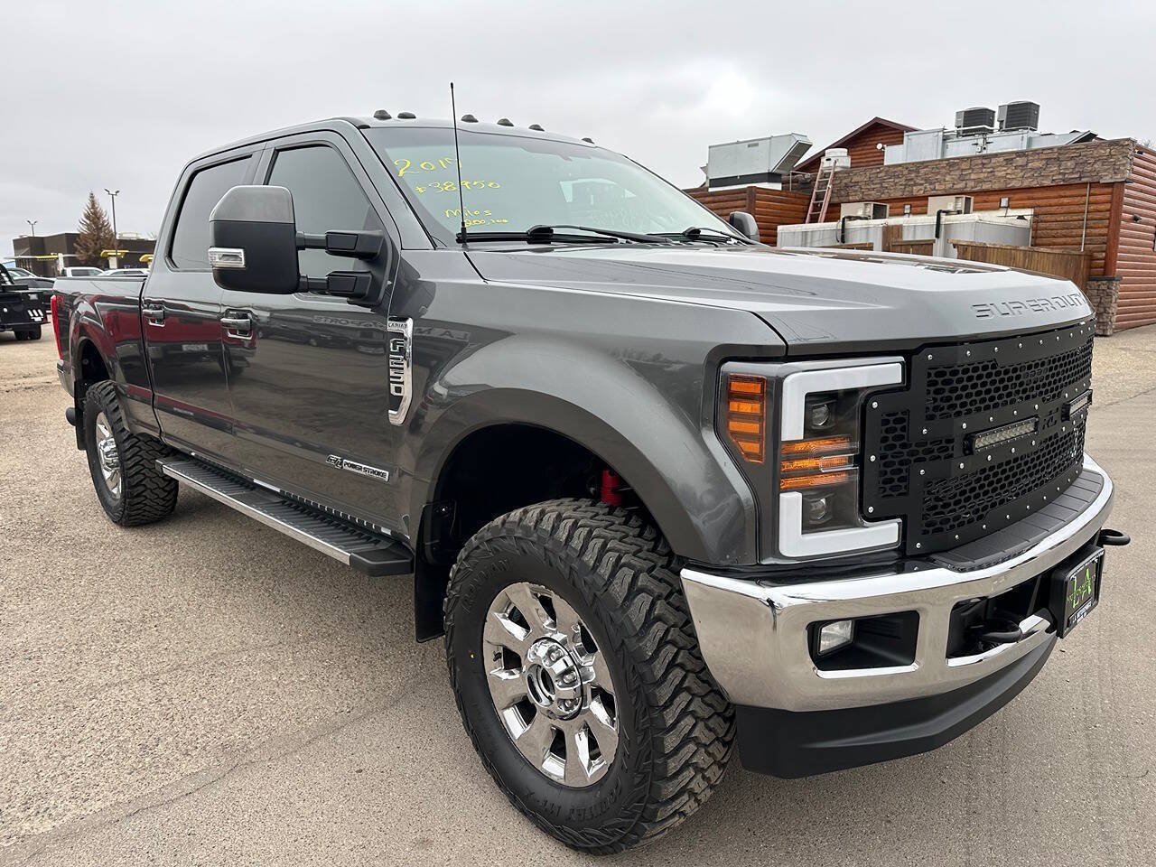 Used 2017 Ford F250 Lariat w/ FX4 Off-Road Package AWD/4WD image 7