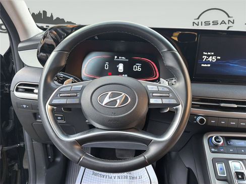 Used 2025 Hyundai Palisade SEL AWD/4WD image 15