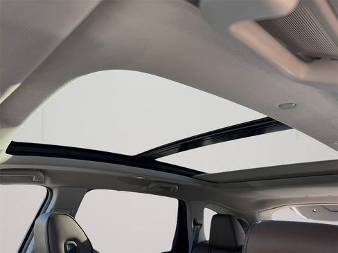 Used 2023 Acura MDX SH-AWD w/ Advance Package image 22