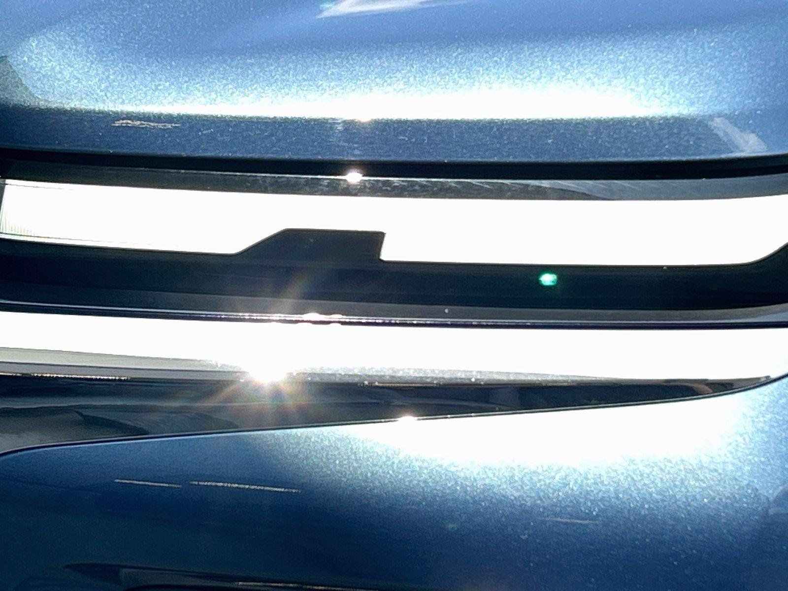 Used 2025 Chevrolet Traverse LT FWD image 10