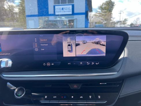 Certified 2025 Buick Envision Preferred image 29