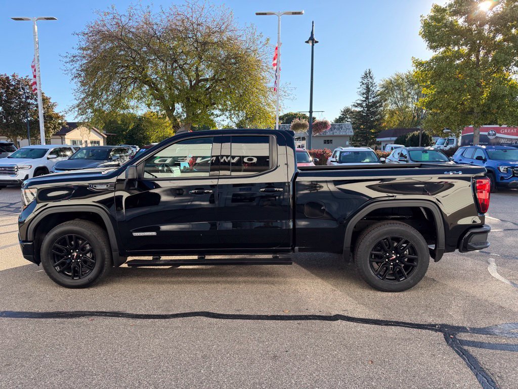 Used 2025 GMC Sierra 1500 Elevation AWD/4WD image 8