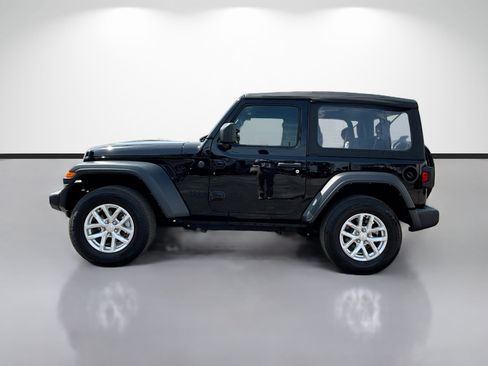 Used 2023 Jeep Wrangler Sport AWD/4WD image 6