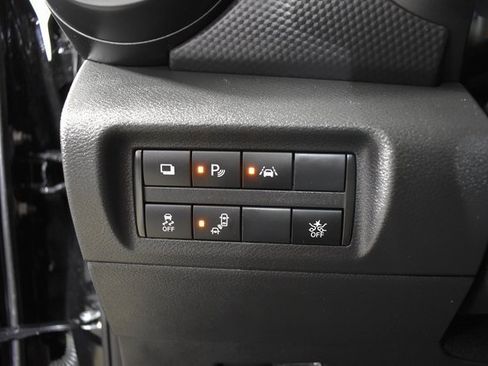 Certified 2024 Nissan Kicks S image 13