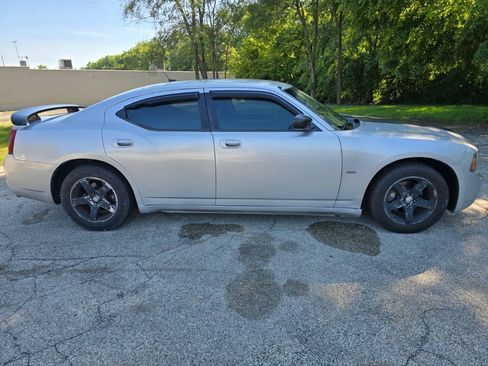 Used 2008 Dodge Charger SE RWD image 4