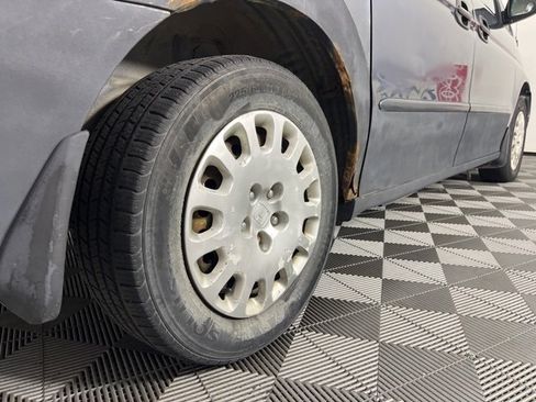 Used 2004 Honda Odyssey LX image 18