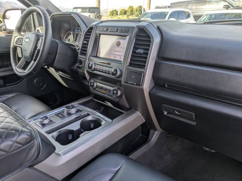 Used 2019 Ford Expedition Max XLT w/ Equipment Group 201A image 12