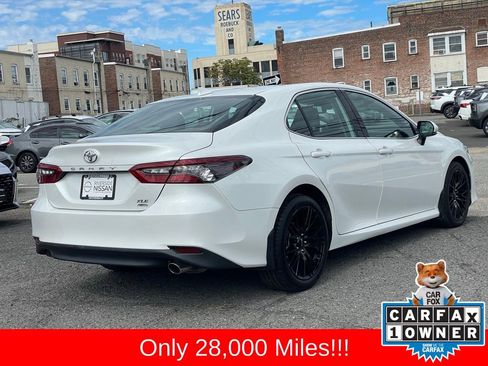 Used 2023 Toyota Camry XLE image 4