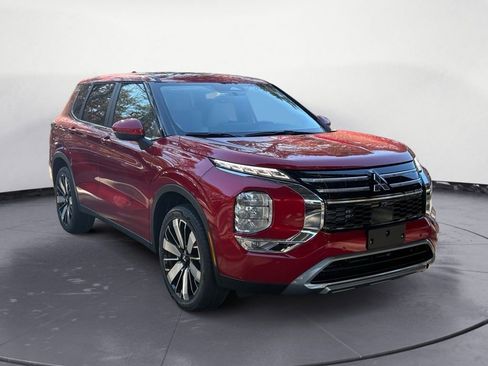 New 2026 Mitsubishi Outlander SE image 7