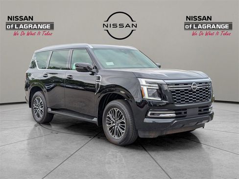 New 2025 Nissan Armada SL image 3