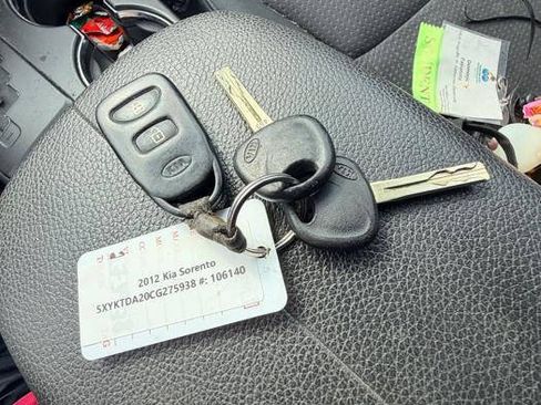 Used 2012 Kia Sorento LX w/ Third Row Pkg AWD/4WD image 49