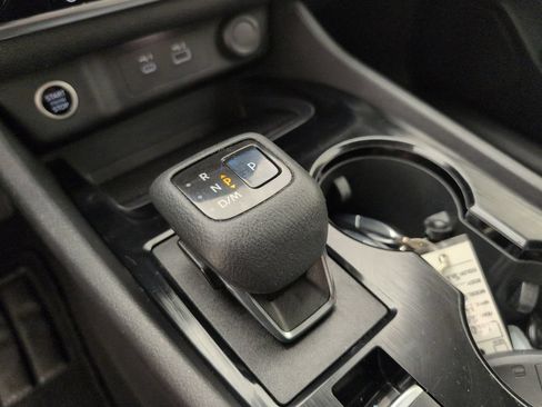 Used 2021 Nissan Rogue S AWD/4WD image 27