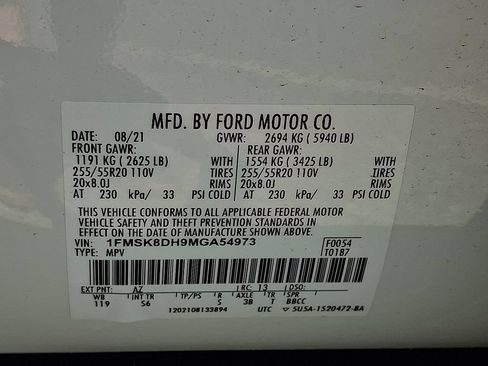 Used 2021 Ford Explorer XLT w/ Equipment Group 202A AWD/4WD image 28