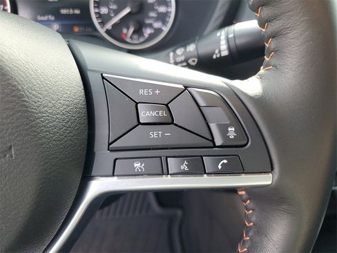 Used 2023 Nissan Sentra SR image 12