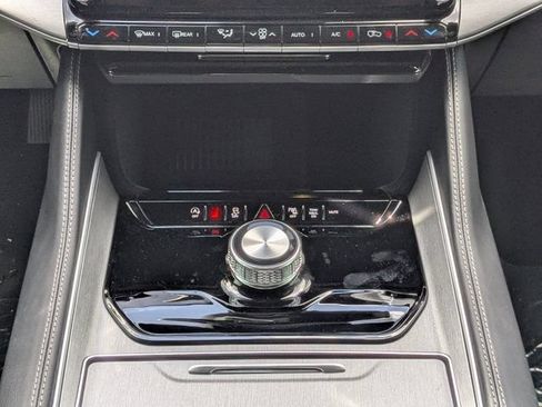 New 2026 Jeep Grand Wagoneer 2WD w/ 8-Passenger Seating Package image 20
