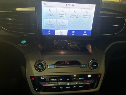 Used 2021 Ford Explorer XLT w/ Equipment Group 202A RWD image 19