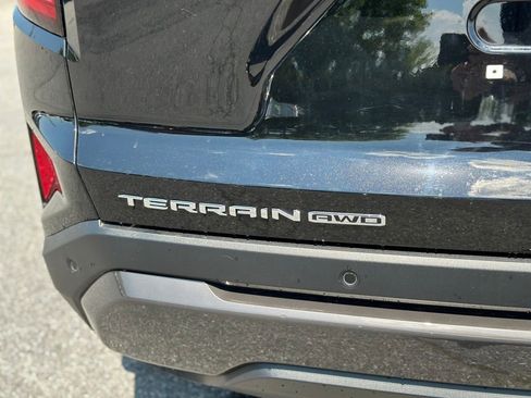 New 2026 GMC Terrain Elevation w/ Technology Package II AWD/4WD image 28