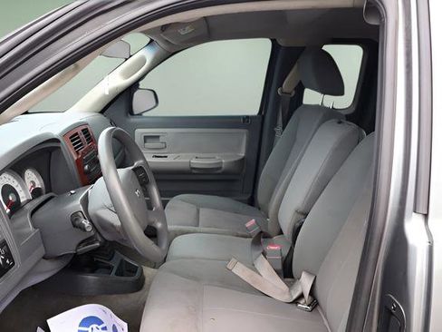 Used 2005 Dodge Dakota SLT w/ Interior Convenience Group RWD image 15