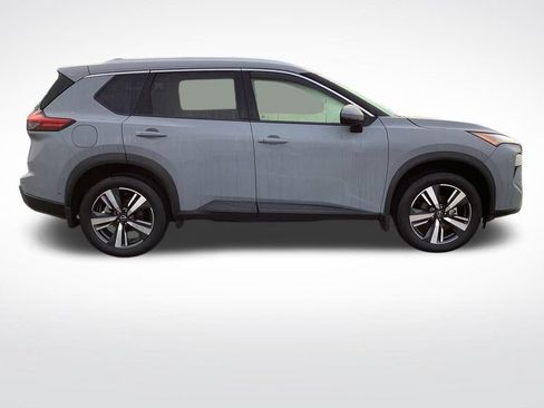 Used 2024 Nissan Rogue SL AWD/4WD image 11
