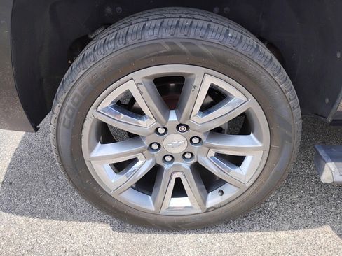 Used 2016 Chevrolet Tahoe LTZ AWD/4WD image 26