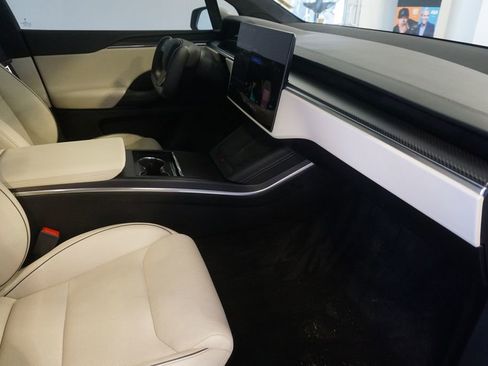 Used 2023 Tesla Model X Plaid AWD/4WD image 29