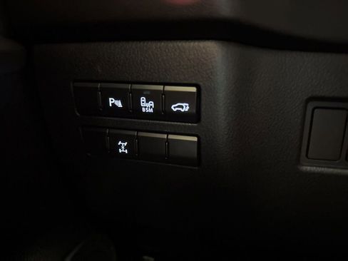 Used 2017 Lexus NX 200t 200t image 17