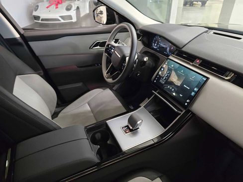 Certified 2025 Land Rover Range Rover Velar S image 11