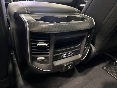 New 2026 RAM 1500 4x4 Crew Cab image 31