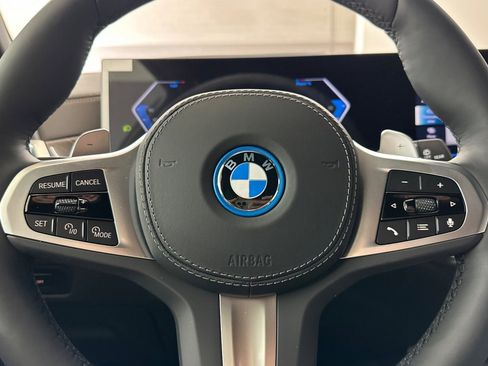 New 2026 BMW X5 xDrive50e w/ M Sport Package image 16