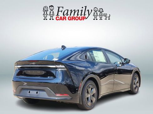 New 2026 Toyota Prius Plug-In Hybrid image 4