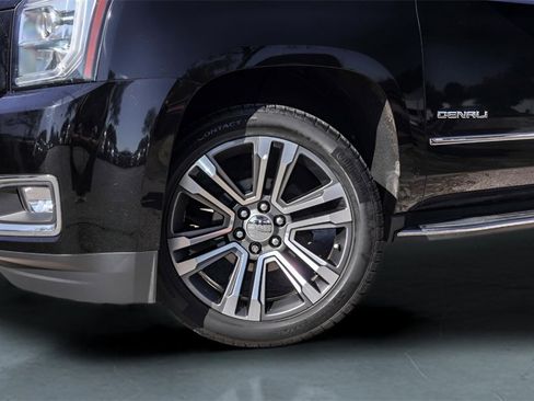 Used 2019 GMC Yukon Denali w/ Open Road Package image 4