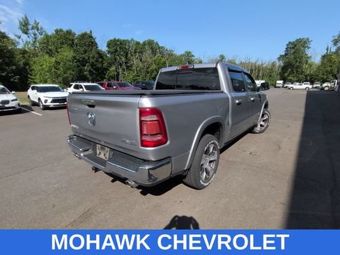 Used 2019 RAM 1500 Laramie AWD/4WD image 4