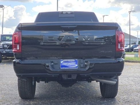 Used 2026 RAM 2500 Limited AWD/4WD image 34