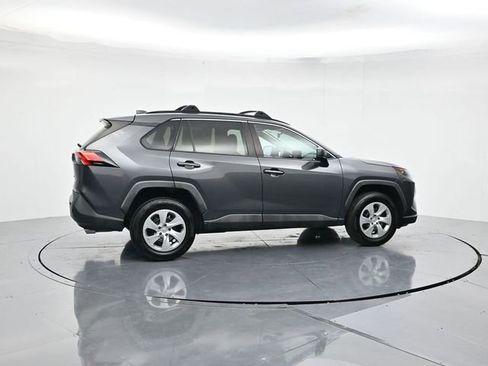 Used 2020 Toyota RAV4 LE image 2