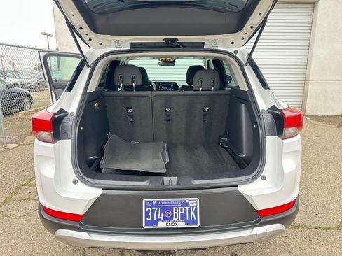 Used 2025 Chevrolet TrailBlazer LT image 31