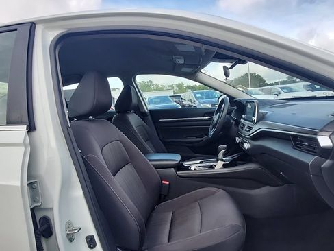 Used 2023 Nissan Altima 2.5 SV FWD image 28