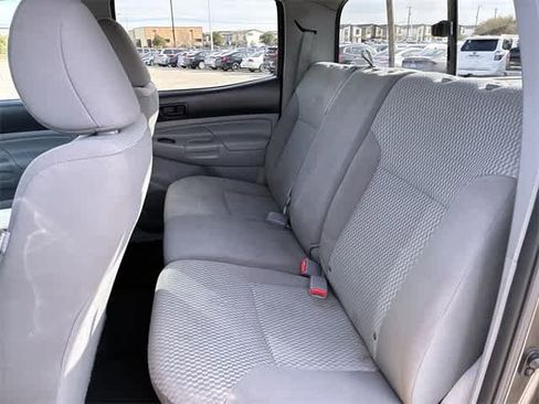 Used 2014 Toyota Tacoma PreRunner w/ SR5 Package image 20