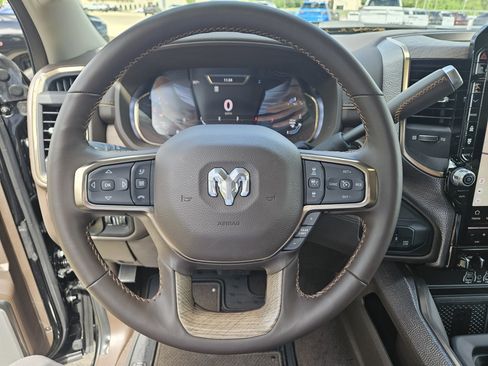 New 2025 RAM 2500 Limited AWD/4WD image 28