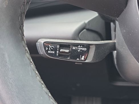 Used 2025 Porsche Macan 4 Electric image 21