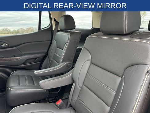 Used 2023 GMC Acadia Denali w/ Denali Ultimate Package image 12