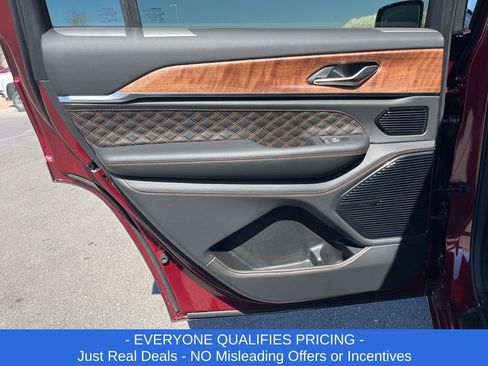 New 2025 Jeep Grand Cherokee L Summit w/ Rear Seat Video Group I image 26