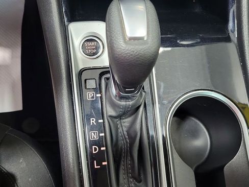 Used 2024 Nissan Altima 2.5 SV FWD image 34