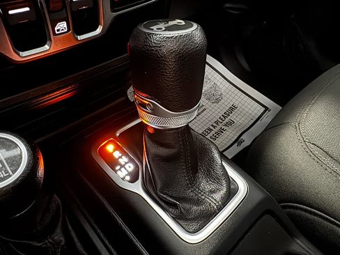 Used 2020 Jeep Wrangler Unlimited Sport S AWD/4WD image 30