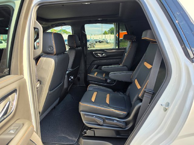 Used 2024 GMC Yukon AT4 AWD/4WD image 22