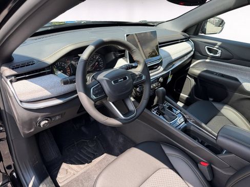 New 2026 Jeep Compass Latitude AWD/4WD image 10