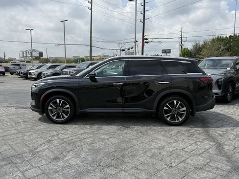 Certified 2023 INFINITI QX60 Luxe w/ Performance Audio Package image 4